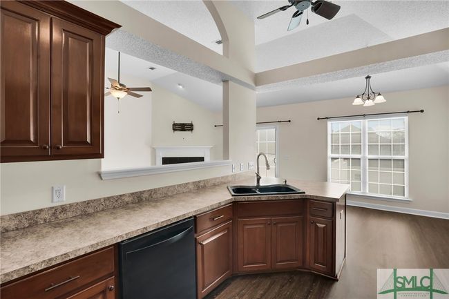 176 Byron Dr, House other with 4 bedrooms, 3 bathrooms and null parking in Richmond Hill GA | Image 13