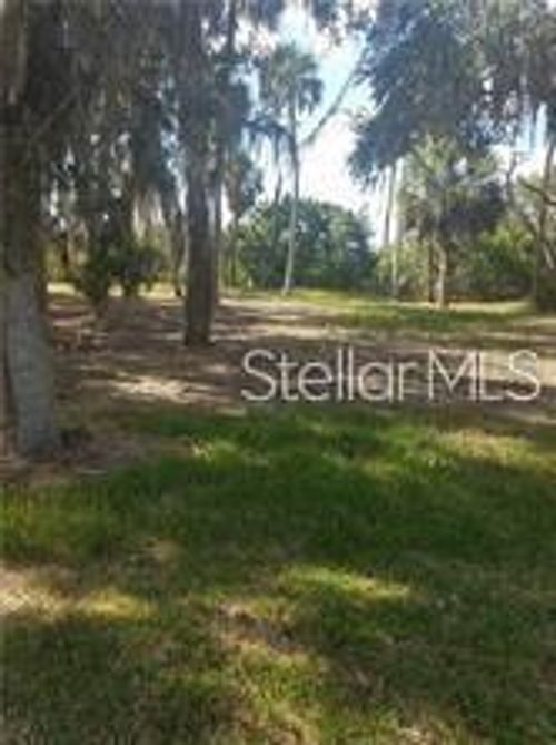 5353 Tropical Woods Ct, PORT RICHEY, FL, 34668-6058 | Card Image