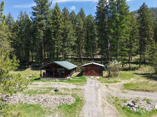 587 Cochran Ln, Saint Regis, MT, 59866-9536 | Card Image