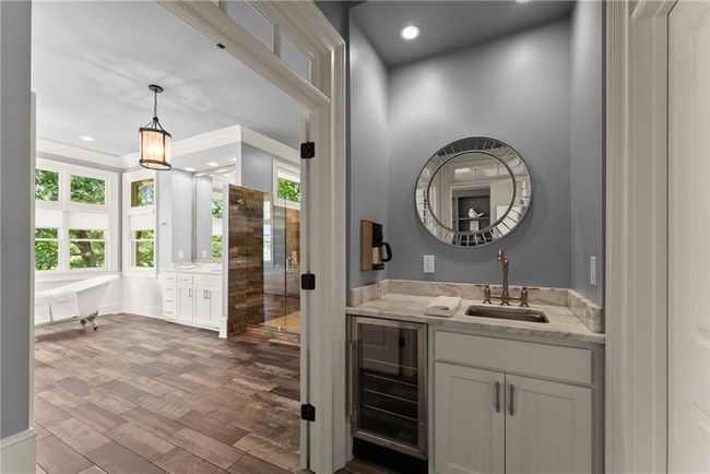 5610 Point West Dr, House other with 6 bedrooms, 7 bathrooms and null parking in Oakwood GA | Image 33