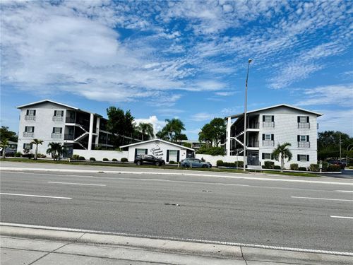 305-4050 4th St N, ST PETERSBURG, FL, 33703-5731 | Card Image
