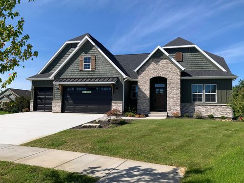 7814 Woodhurst Dr Ne, Rockford, MI, 49341-9859 | Card Image