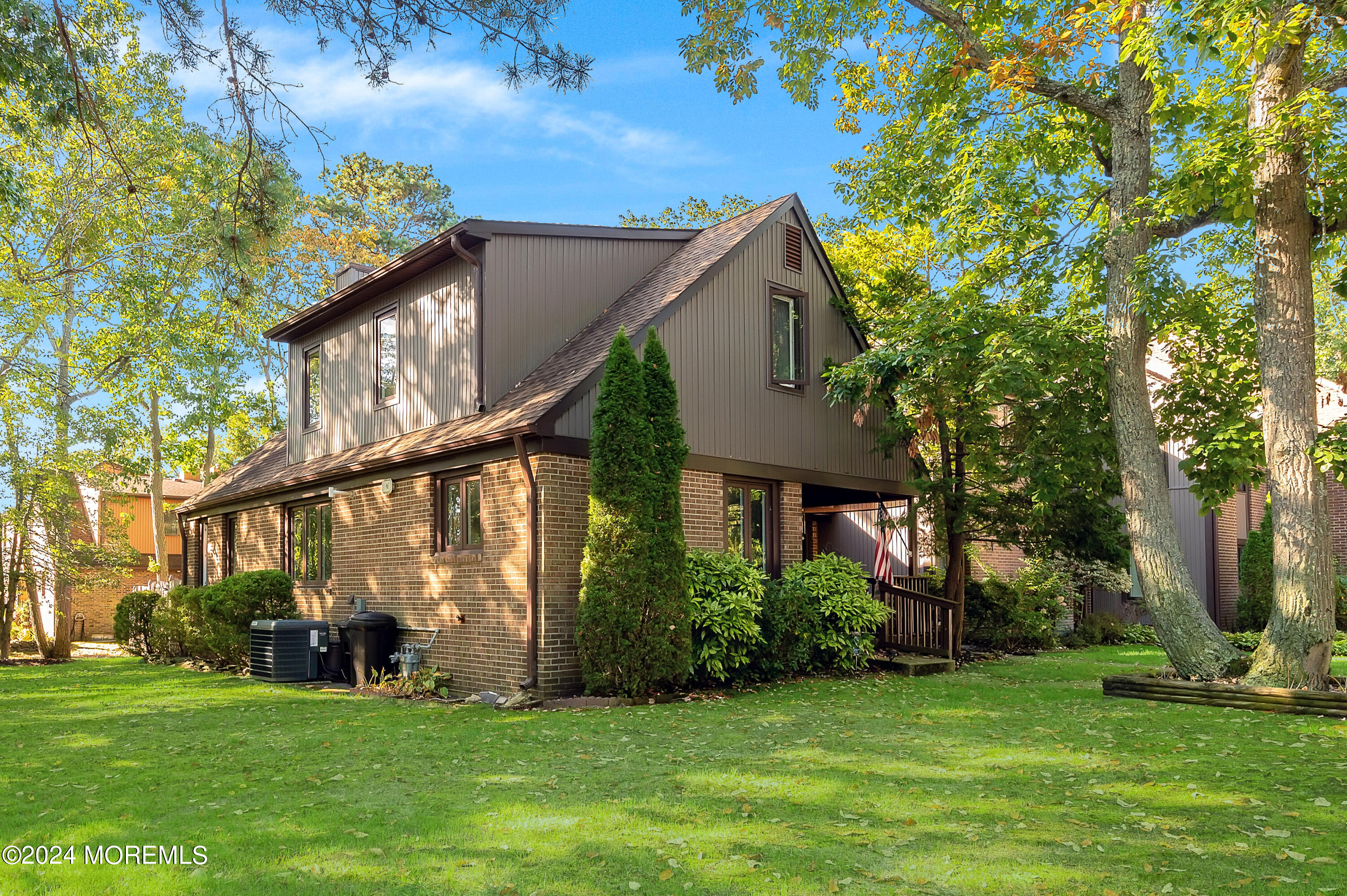 Schooner Dr, Toms River, NJ 08753