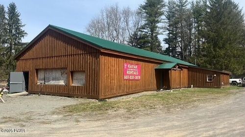 41 Pennsylvania Ave, Hancock, NY, 13783-1037 | Card Image