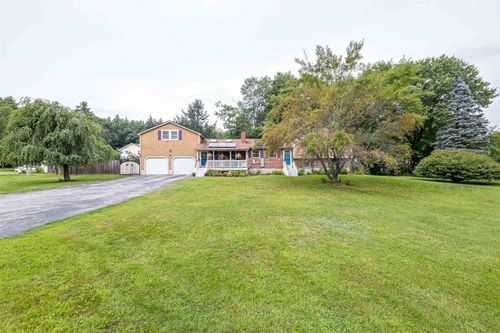 25 Clay St, Merrimack, NH, 03054-3283 | Card Image