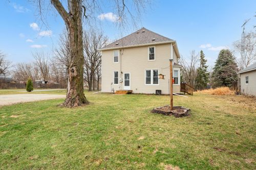 25 2nd St Ne, Elgin, MN, 55932-9704 | Card Image