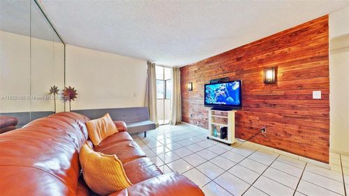 apt-405-5050 Nw 7th St, Miami, FL, 33126-3428 | Card Image