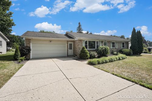 5438 Greenboro Dr, Grand Rapids, MI, 49508-6044 | Card Image