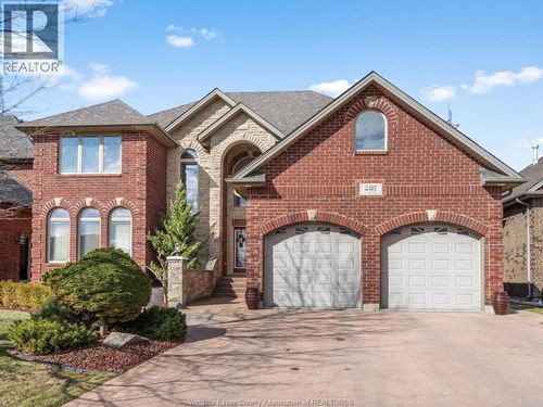 201 Ellison Ave, Leamington, ON, N8H0A2 | Card Image