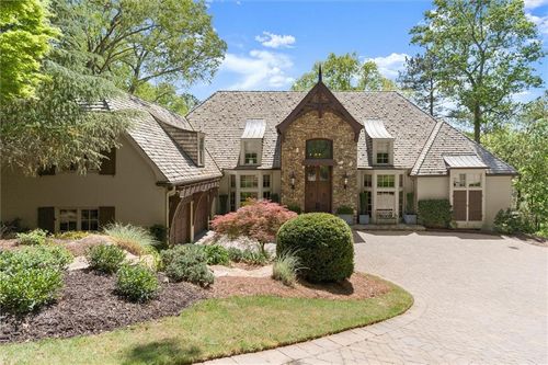 581 Pine Valley Rd Se, Marietta, GA, 30067-4827 | Card Image