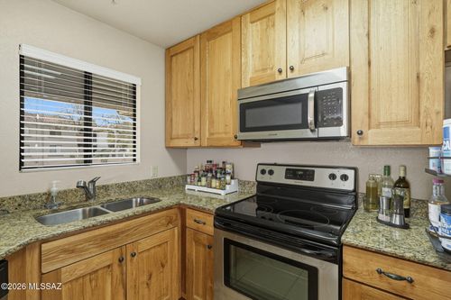 27204-5751 N Kolb Rd, Tucson, AZ, 85750-0873 | Card Image