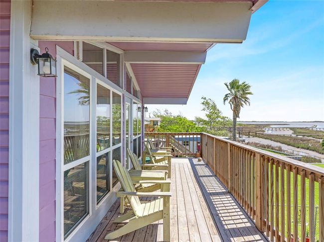 327 Bayshore Dr, House other with 3 bedrooms, 3 bathrooms and null parking in Palacios TX | Image 44
