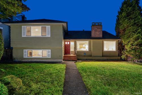 2056 W 29th Ave, Vancouver, BC, V6J3A1 | Card Image