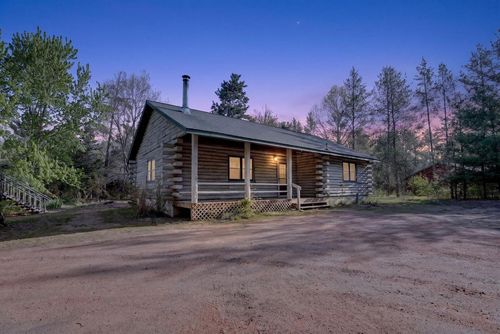 W5946 Woodland Trail, Germantown, WI, 53950 | Card Image
