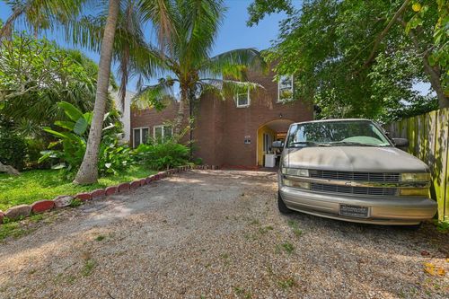 428 El Prado, West Palm Beach, FL, 33405-1952 | Card Image
