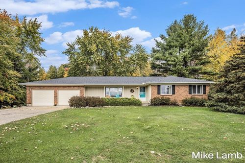 3825 14 Mile Rd Nw, Sparta, MI, 49345-9729 | Card Image