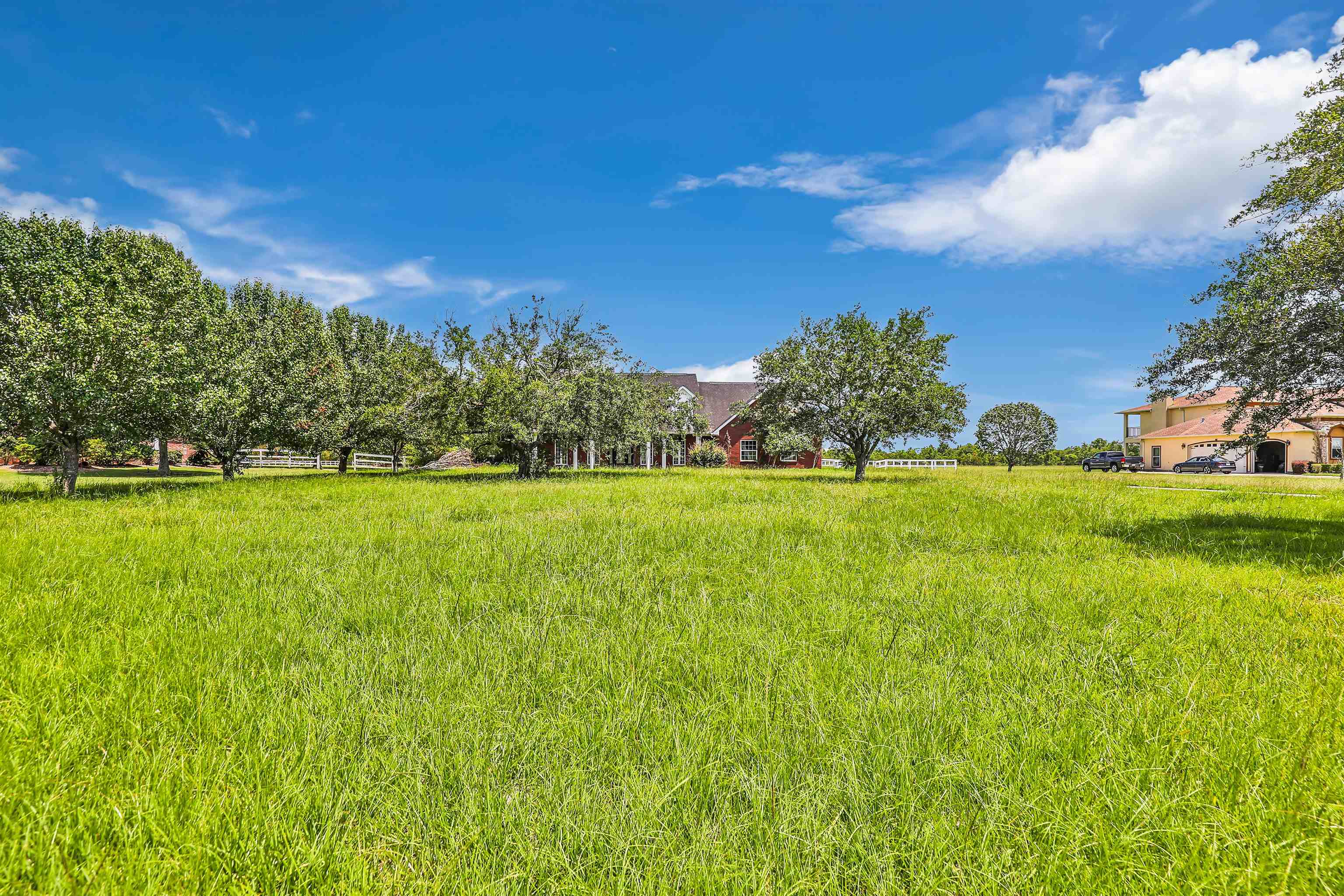 Sheila Ct, Beaumont, TX 77705