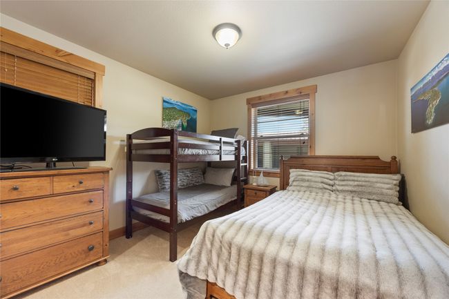 Guest Bedroom - twin bunk and queen beds. | Image 18