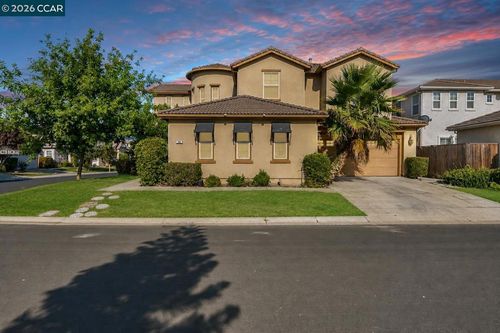 30 Echo Ct, Patterson, CA, 95363 | Card Image