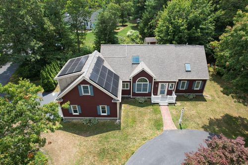 39 Forest Hills Rd, Cotuit, MA, 02635-2330 | Card Image