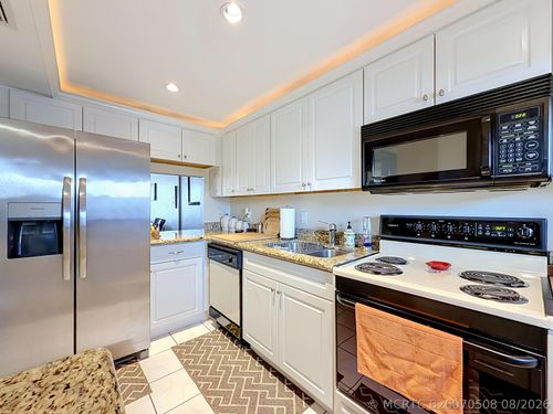 315b-4500 N Federal Hwy, Lighthouse Point, FL, 33064-6879 | Card Image