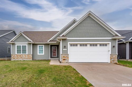 119 Prairie Meadow Dr, Blue Grass, IA, 52726-8502 | Card Image