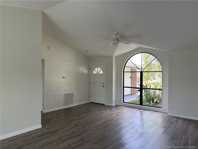 226 Statler Ave, House other with 3 bedrooms, 2 bathrooms and 2 parking in Port Saint Lucie FL | Image 4