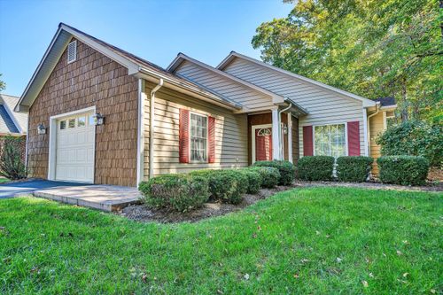 80 Stoney Mill Rd, Rocky Mount, VA, 24151-6532 | Card Image