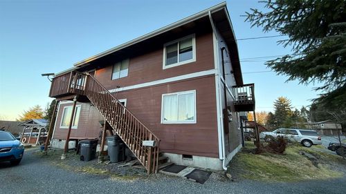 125 Shelikof Way, Sitka, AK, 99835-9609 | Card Image