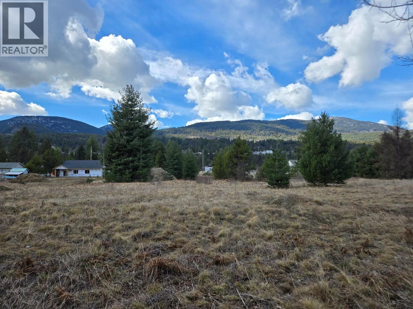 Land in Castlegar 2