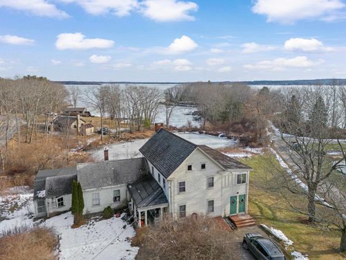 274 Bay Rd, Newmarket, NH, 03857-1750 | Card Image