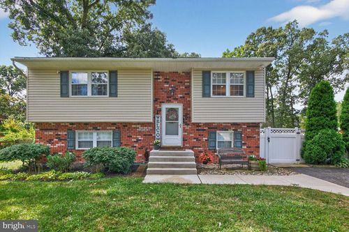 639 Cedar Dr, PASADENA, MD, 21122-4415 | Card Image