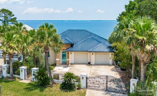 6480 Scenic Hwy, Pensacola, FL, 32504-7811 | Card Image