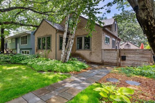 1369 Brompton St, Saint Paul, MN, 55108-1621 | Card Image