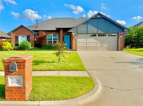 1428 Baycharter St, Norman, OK, 73071-7248 | Card Image