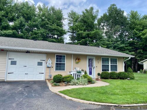 unit-a-472A Darwen Dr, Ridge, NY, 11961-8103 | Card Image