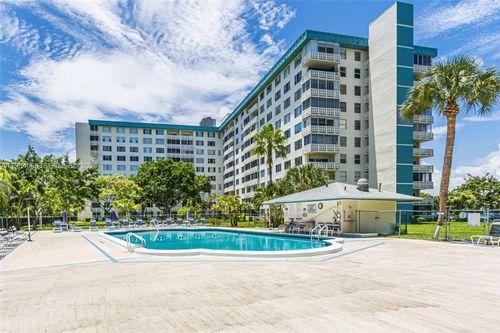 apt-716-4330 Hillcrest Dr, Hollywood, FL, 33021-7933 | Card Image