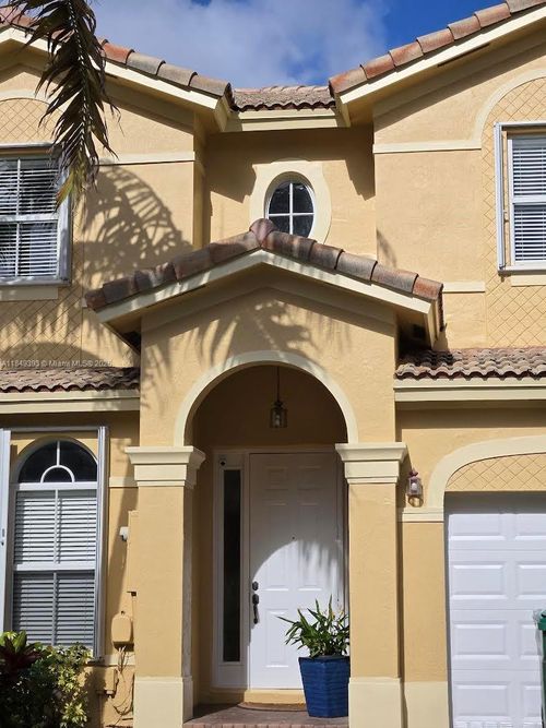 11575 Sw 138th Ave, Miami, FL, 33186-9088 | Card Image