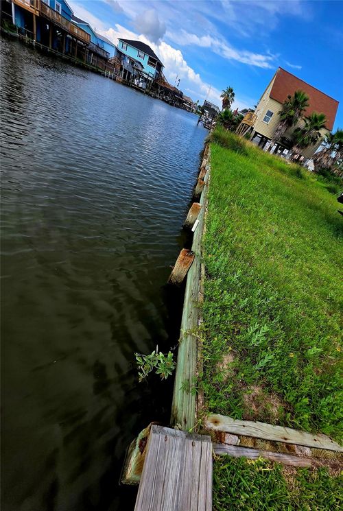 90 Bayou Vista Dr, Hitchcock, TX, 77563-2626 | Card Image