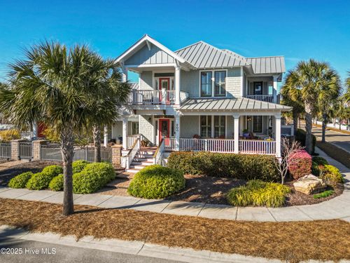 800 N Carolina Ave, Carolina Beach, NC, 28428-5629 | Card Image