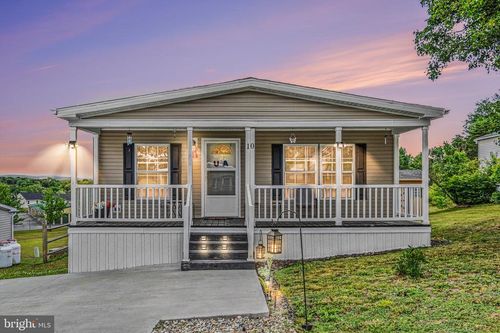 10 N View Dr, CARLISLE, PA, 17013-9654 | Card Image