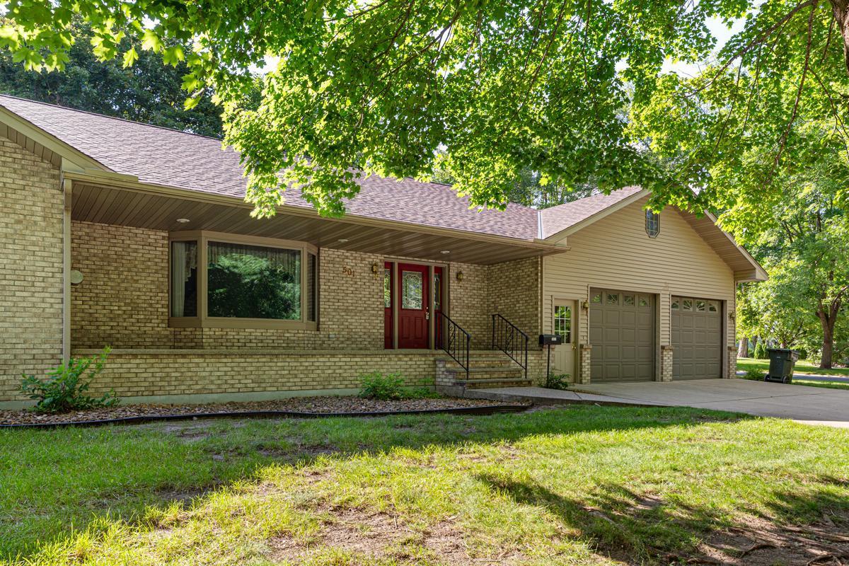 Creekview Ln, Arlington, MN 55307
