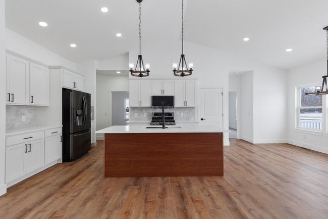 4817 Thompson Heights Blvd, House other with 4 bedrooms, 2 bathrooms and null parking in Adrian MI | Image 5