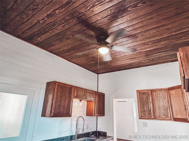 216 Belt St, House other with 3 bedrooms, 2 bathrooms and null parking in Eufaula OK | Image 9
