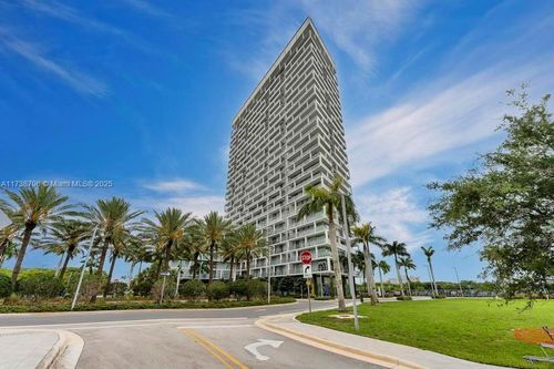 apt-2307-2000 Metropica Way, Sunrise, FL, 33323-3228 | Card Image