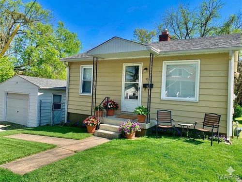 10 Fariole Avenue, Collinsville, IL, 62234 | Card Image