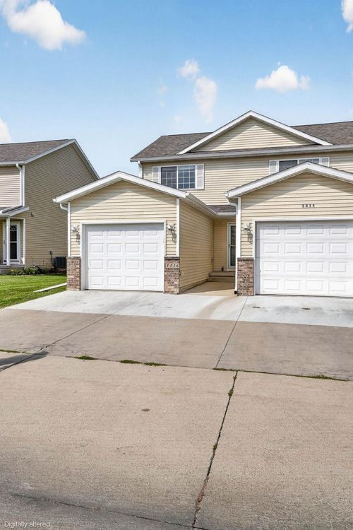 3416 Destin Dr, Waterloo, IA, 50702-5641 | Card Image