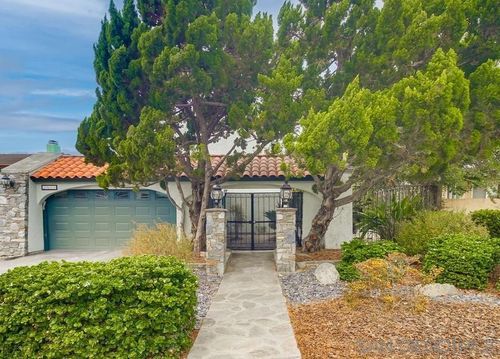 2910 Erie St, San Diego, CA, 92117-6144 | Card Image