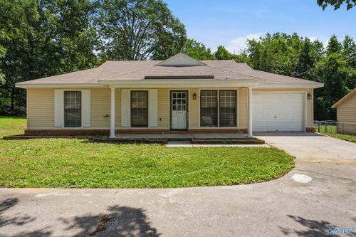 3564 Winchester Rd, New Market, AL, 35761-9070 | Card Image