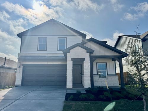 137 Boondoggle Rdg, Cedar Creek, TX, 78612-2243 | Card Image